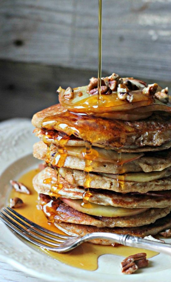 Apple​ ​and​ ​Flax​ ​Pancakes
