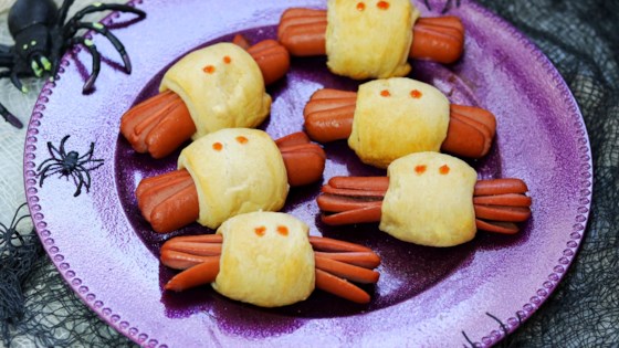 Spooky Spider Halloween Hot Dogs