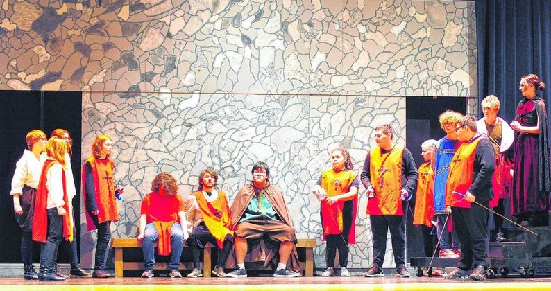 The Children of The Musketeers Performs at SHS