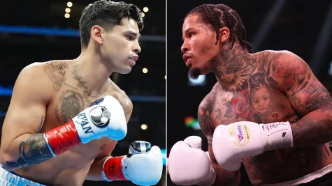 Garcia battles Davis in the boxing ring