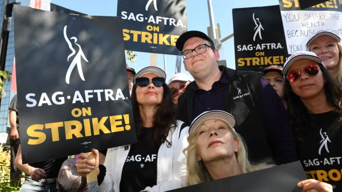 SAG-AFTRA and WGA strikes officially end