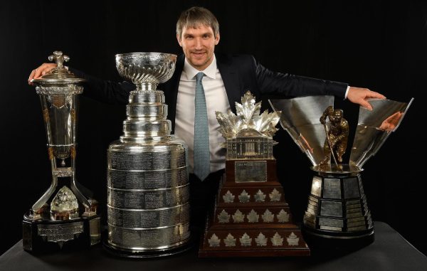Sports writer predicts hockey awards