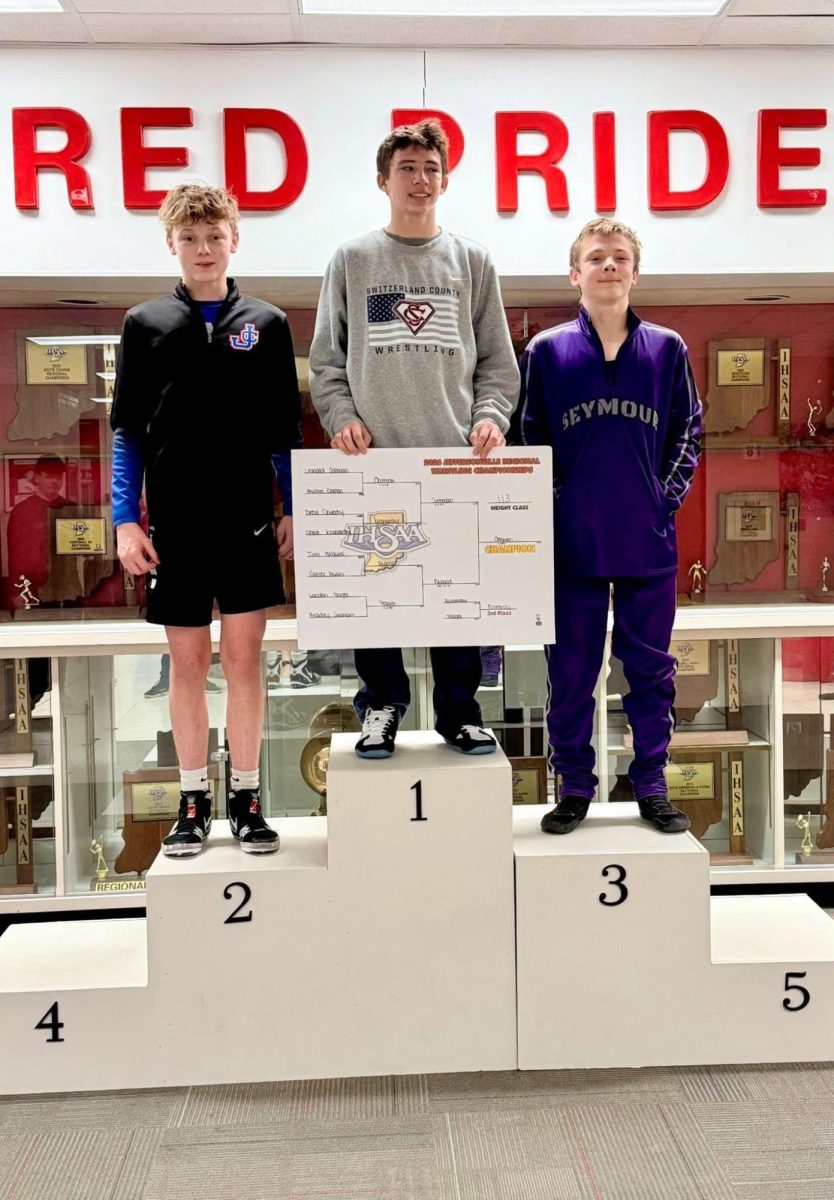 Seymour Owls wrestler advances to Semi-State